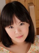 Cute queeny strips to show off her mouth watering nubile body