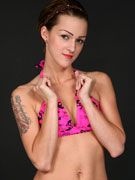 Horny young girls wants sperma all over her teen hor body