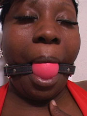 Ebony gals decide to go wild in pics and vids