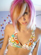 Amateu emo girls play