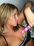 Teen emo girl in glasses making shots of her chubby booty