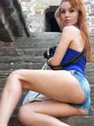 Hot ebony babe get her wet slit rammed till water explosion