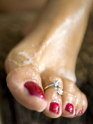 She says it's her first time doing anything with her feet but i beg to differ, she seemed to handle herself just fine when she put her feet on tony's