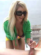 Girlfriendshandjob
