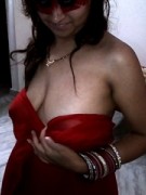 Chubby indian girl dacing on song showing her big boobs