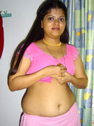 She rubs her clit and her tits