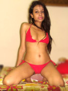Busty indian gf slips out her sexy black lingerie and gives amazing handjod to her bf.