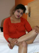 Pakistani couple rashid and mona sucks and fuck in bedroom