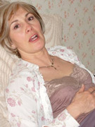 Blonde mature make her ass pop all over his lover&acirc;s monster cock