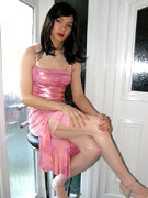 Shemale hotties ride girl pole outdoors