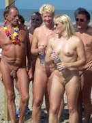 Swinger orgy in private club under control of spy cams