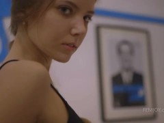 Slim teen girls maryjane and presley sharing their boyfriends. come and watch this awesome erotic foursome.